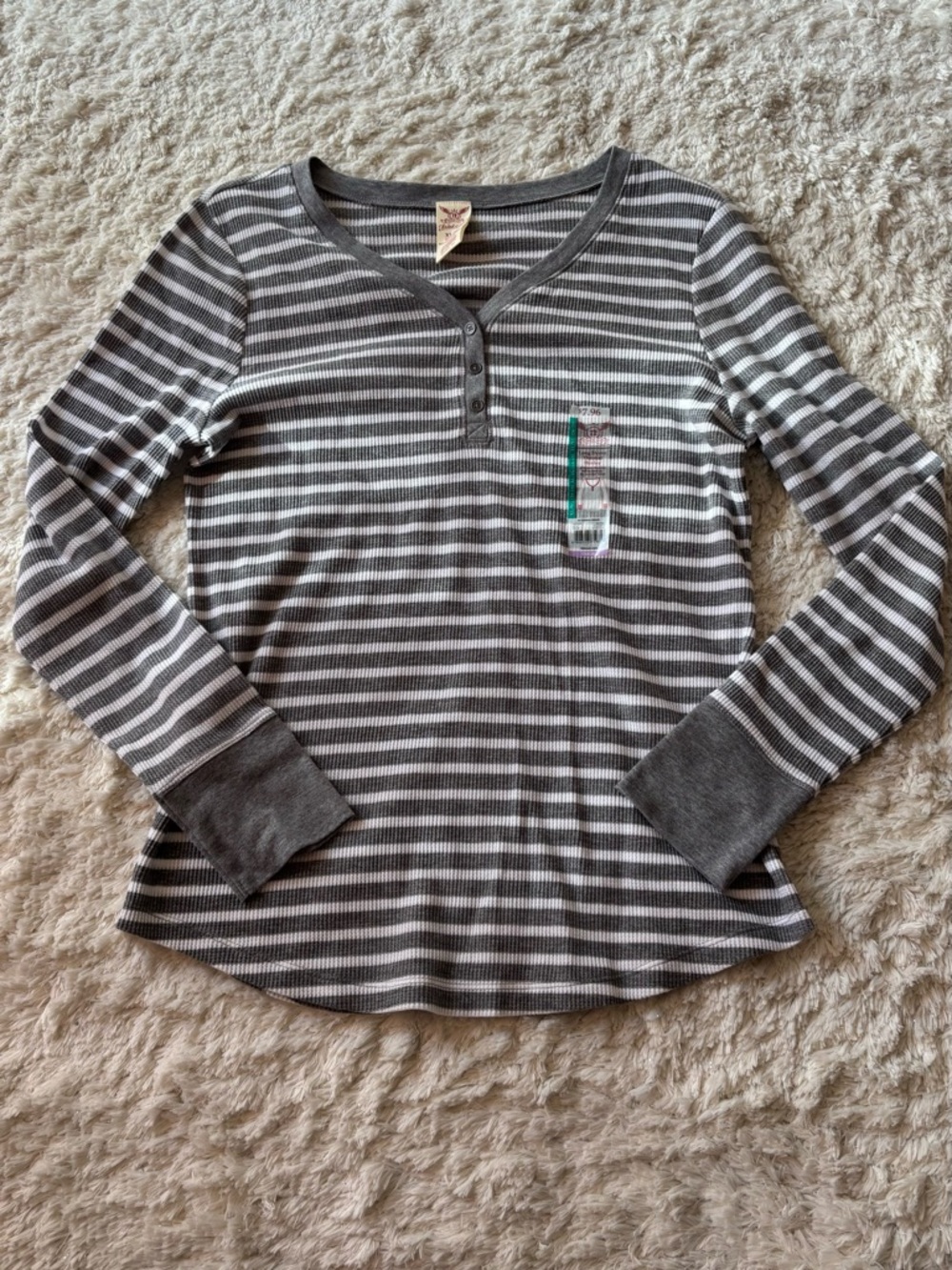 Faded Glory Heather Gray and White Striped Ribbed Henley Long-Sleeve
